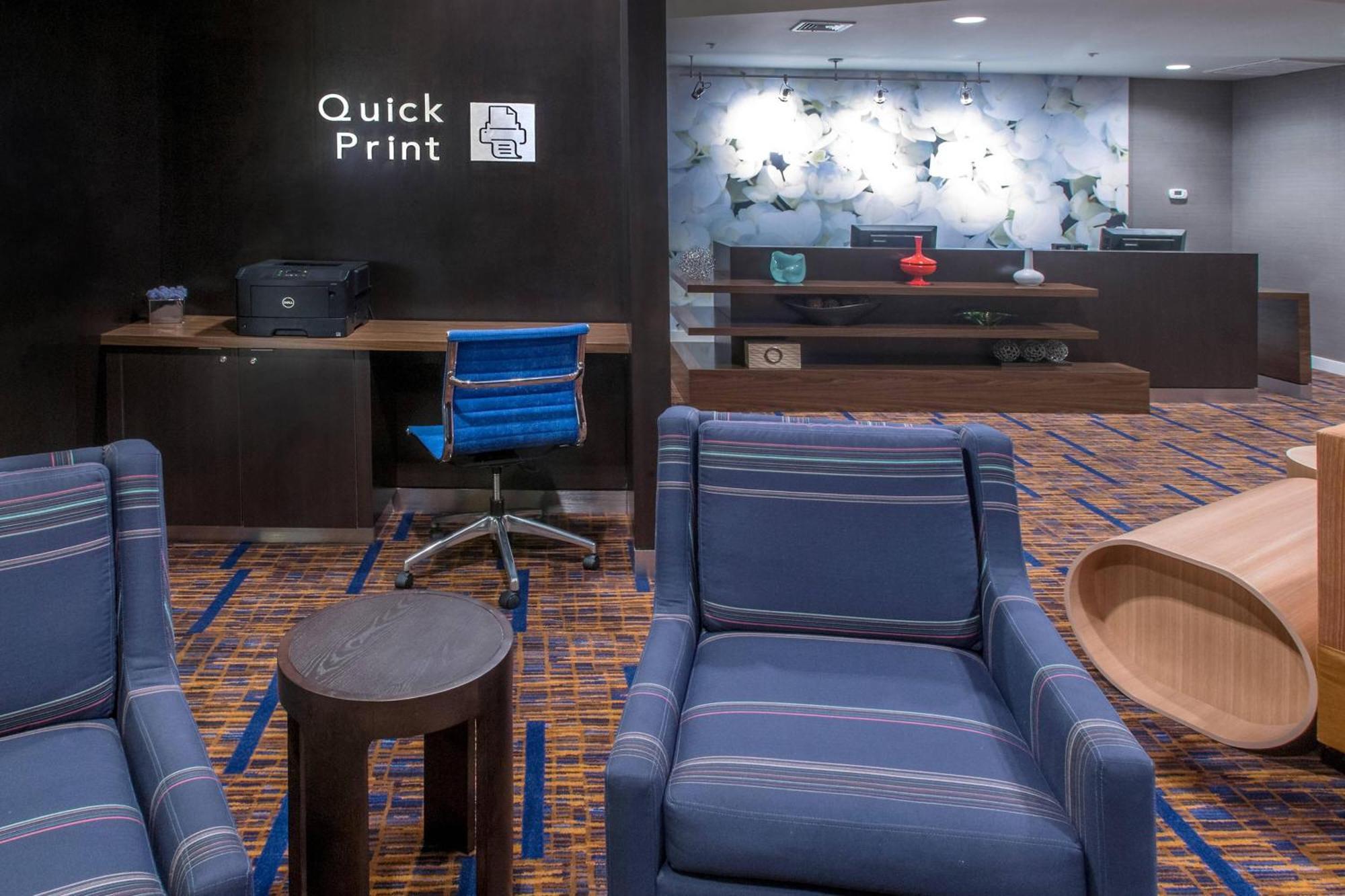 Hotel Courtyard By Marriott Albany Exterior foto