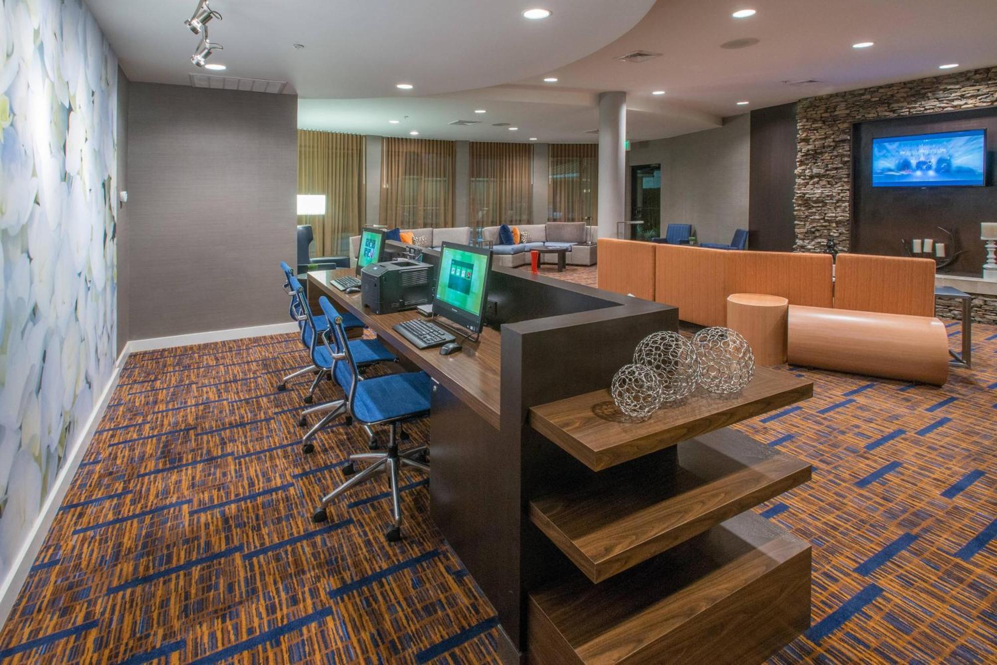 Hotel Courtyard By Marriott Albany Exterior foto